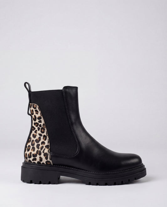 Chelsea Botas Negras – Detalle Leopardo